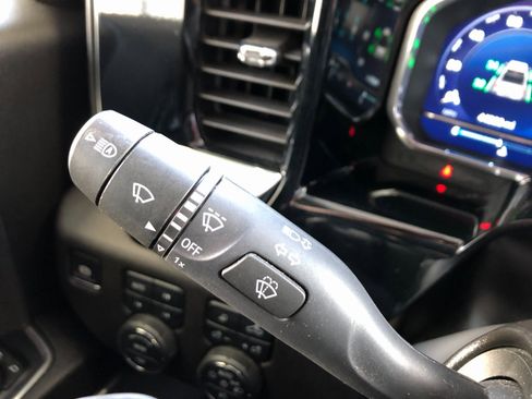 Certified 2024 Chevrolet Silverado 1500 High Country image 29