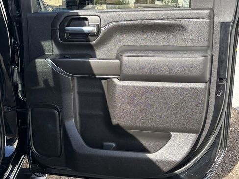 Used 2021 Chevrolet Silverado 2500 LTZ w/ Carhartt Edition image 33