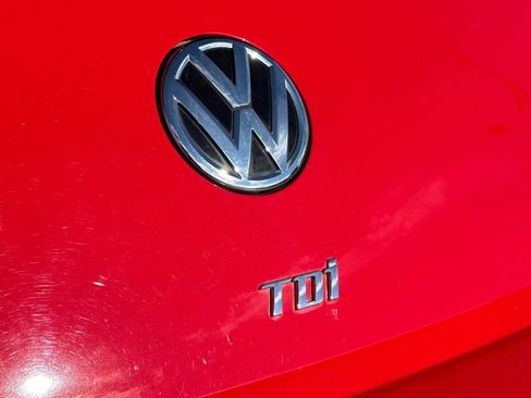 Used 2014 Volkswagen Beetle TDI image 24