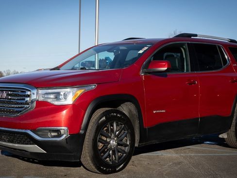 Used 2019 GMC Acadia SLT image 15