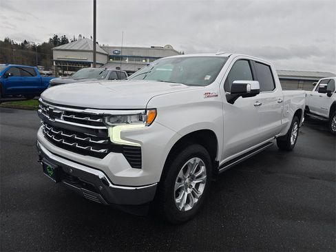 Certified 2023 Chevrolet Silverado 1500 LTZ w/ Technology Package image 7