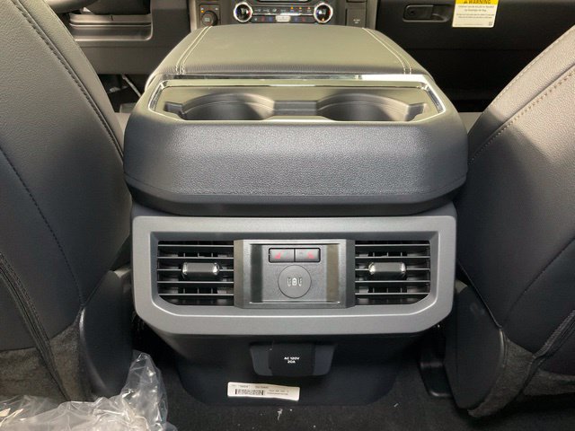 New 2026 Ford F250 Lariat w/ Black Appearance Package AWD/4WD image 18