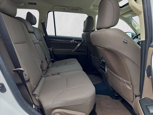 Used 2023 Lexus GX 460 Premium w/ Premium Plus Package AWD/4WD image 19