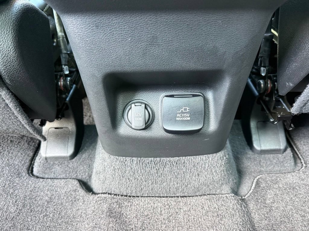 Used 2023 Kia Telluride SX Prestige X-Pro AWD/4WD image 16