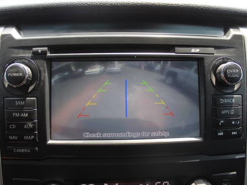 Used 2017 Nissan Titan PRO-4X image 18