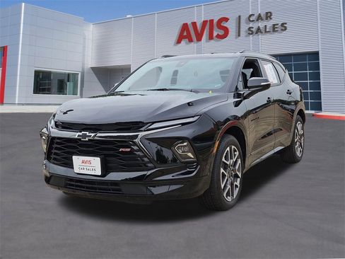 Used 2025 Chevrolet Blazer RS image 1