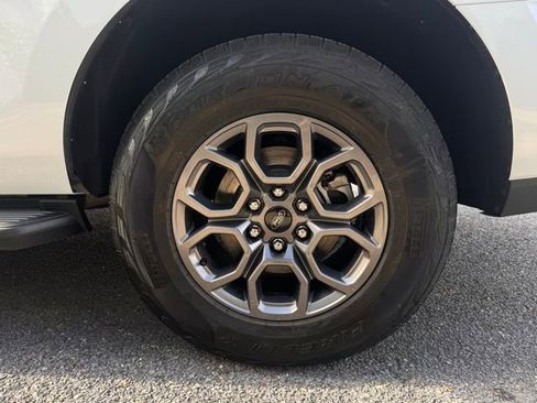 Used 2025 Ford Expedition Active image 26