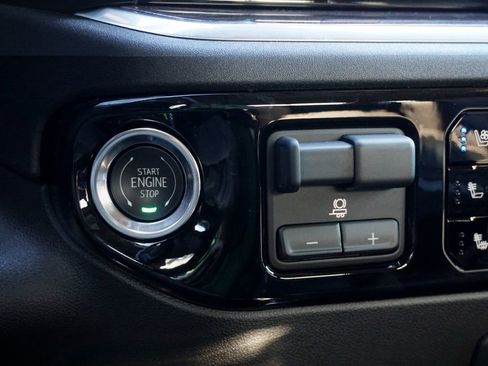 New 2025 Chevrolet Silverado 2500 LTZ w/ LTZ Texas Edition image 38