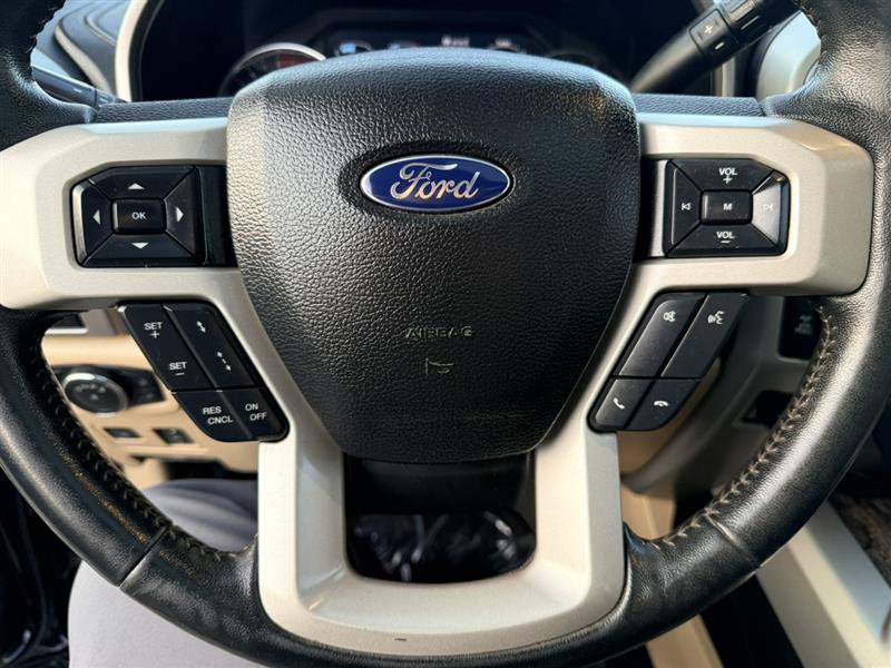 Used 2017 Ford F250 Lariat w/ Lariat Ultimate Package AWD/4WD image 37