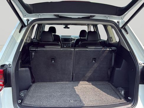 Used 2019 Volkswagen Atlas SE w/ Towing Package FWD image 18