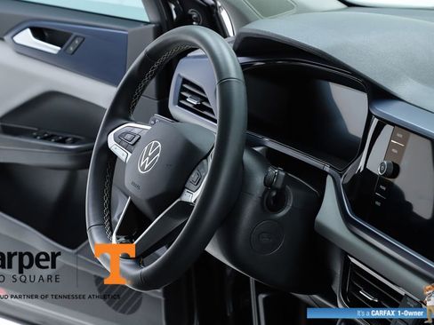 Used 2023 Volkswagen Taos SE w/ Panoramic Sunroof Package FWD image 72