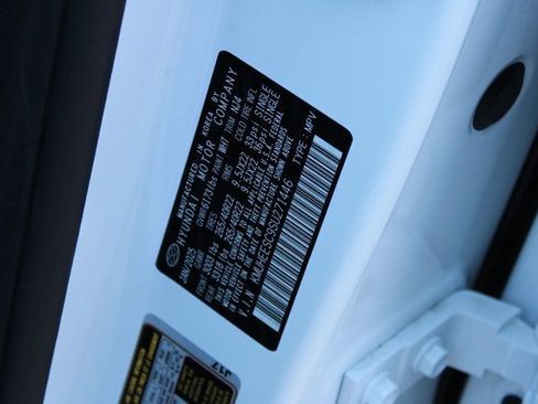 Used 2025 Genesis GV80 3.5T Prestige image 29