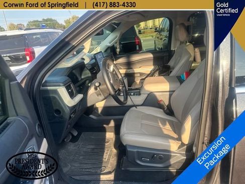 Used 2024 Ford Expedition Limited w/ Excursion Package AWD/4WD image 8