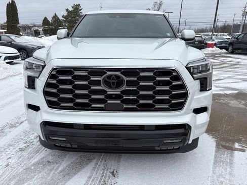 Certified 2025 Toyota Sequoia Platinum image 10