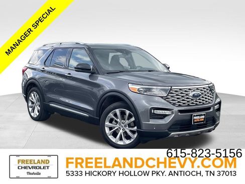 Used 2021 Ford Explorer Platinum w/ Premium Technology Package RWD image 1