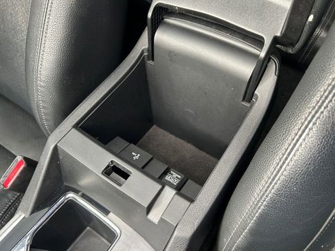 Used 2017 Honda Accord EX-L image 36