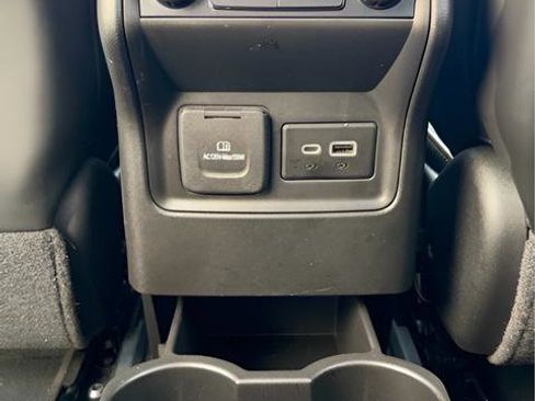 Used 2022 GMC Acadia Denali w/ Denali Ultimate Package image 21