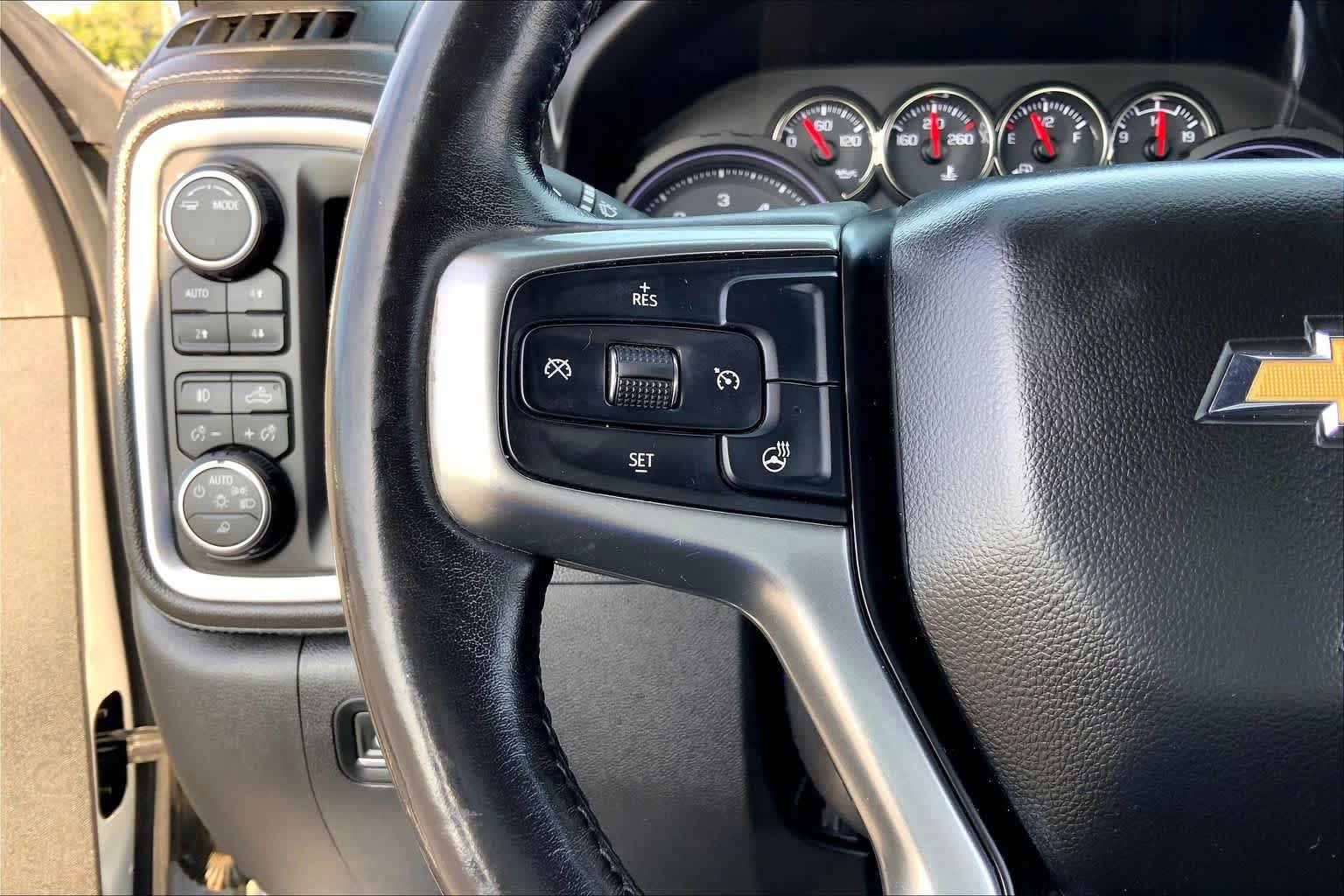 Used 2020 Chevrolet Silverado 2500 LTZ w/ LTZ Plus Package AWD/4WD image 23