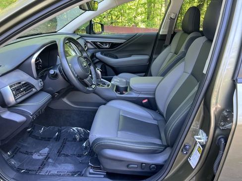 Used 2024 Subaru Outback Onyx Edition XT AWD/4WD image 9