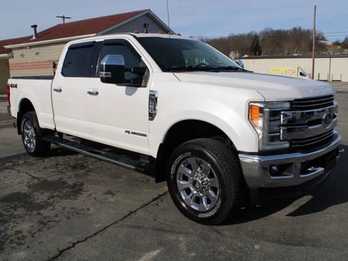 Used 2019 Ford F250 Lariat w/ Lariat Ultimate Package image 7