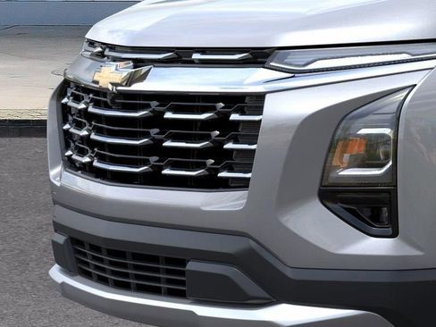 New 2026 Chevrolet Equinox LT AWD/4WD image 13