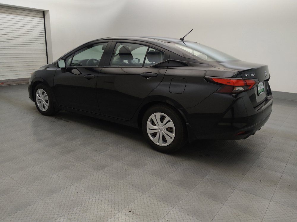 Used 2021 Nissan Versa S FWD image 3