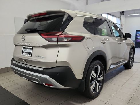 Used 2023 Nissan Rogue Platinum w/ Platinum Premium Package FWD image 4