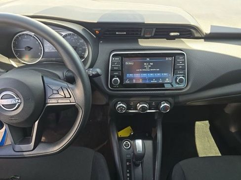 Used 2025 Nissan Kicks Play S FWD image 6