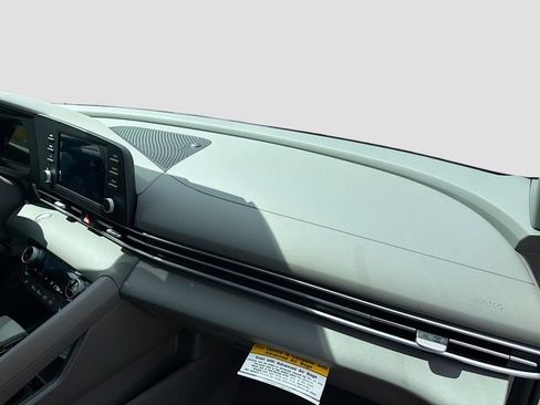 New 2026 Hyundai Elantra SEL Sport Premium FWD image 29