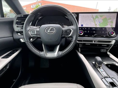 Used 2024 Lexus RX 350 Premium w/ Accessory Package (Z1) FWD image 6