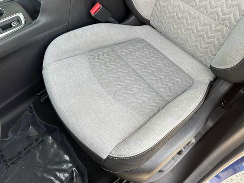 Used 2022 Chevrolet Equinox LT FWD image 17