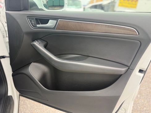 Used 2013 Audi Q5 2.0T Premium w/ Convenience Pkg image 13