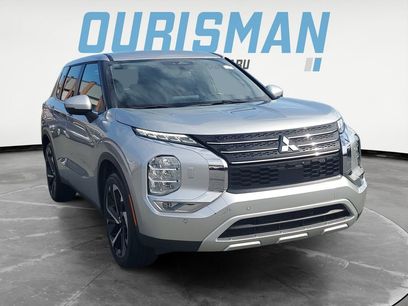 Used 2024 Mitsubishi Outlander SE