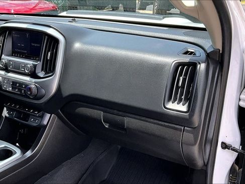 Used 2021 Chevrolet Colorado ZR2 w/ ZR2 Dusk Special Edition AWD/4WD image 16
