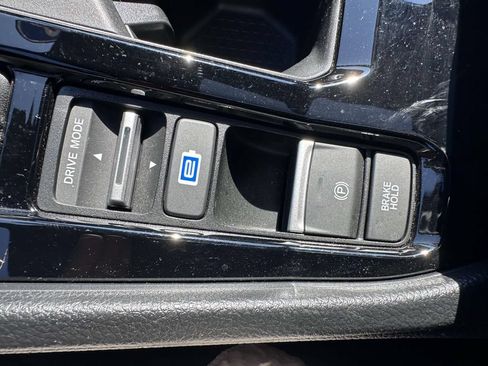 Used 2023 Honda Accord Sport image 25