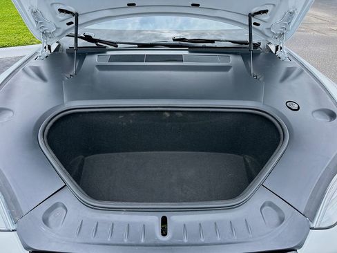 Used 2021 Tesla Model S Plaid image 28