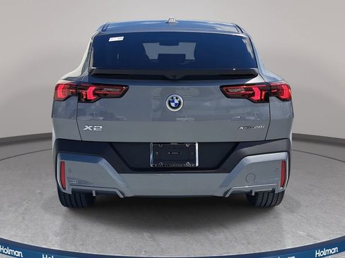 New 2026 BMW X2 xDrive28i w/ Convenience Package AWD/4WD image 5