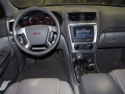 Used 2014 GMC Acadia SLT image 9