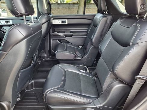 Used 2020 Ford Explorer ST w/ ST Street Pack image 16