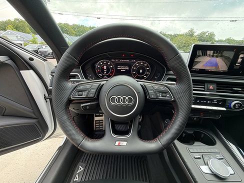 Used 2018 Audi A4 2.0T Premium Plus AWD/4WD image 18