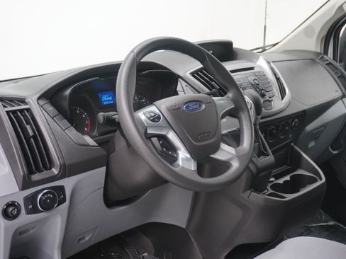 Used 2015 Ford Transit 350 XLT RWD image 8