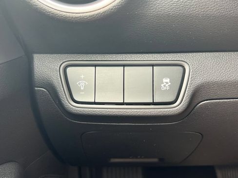 Used 2023 Kia Forte LXS FWD image 17