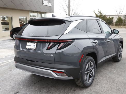 New 2026 Hyundai Tucson SEL image 3