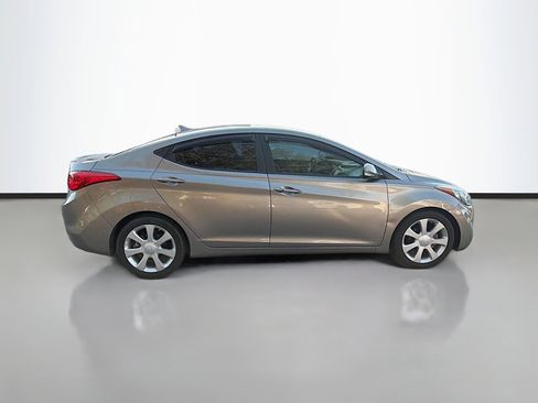 Used 2013 Hyundai Elantra Limited w/ Technology Pkg image 2