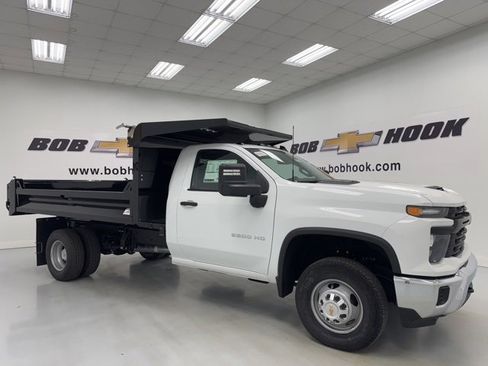 New 2025 Chevrolet Silverado 3500 W/T w/ WT Convenience Package image 3
