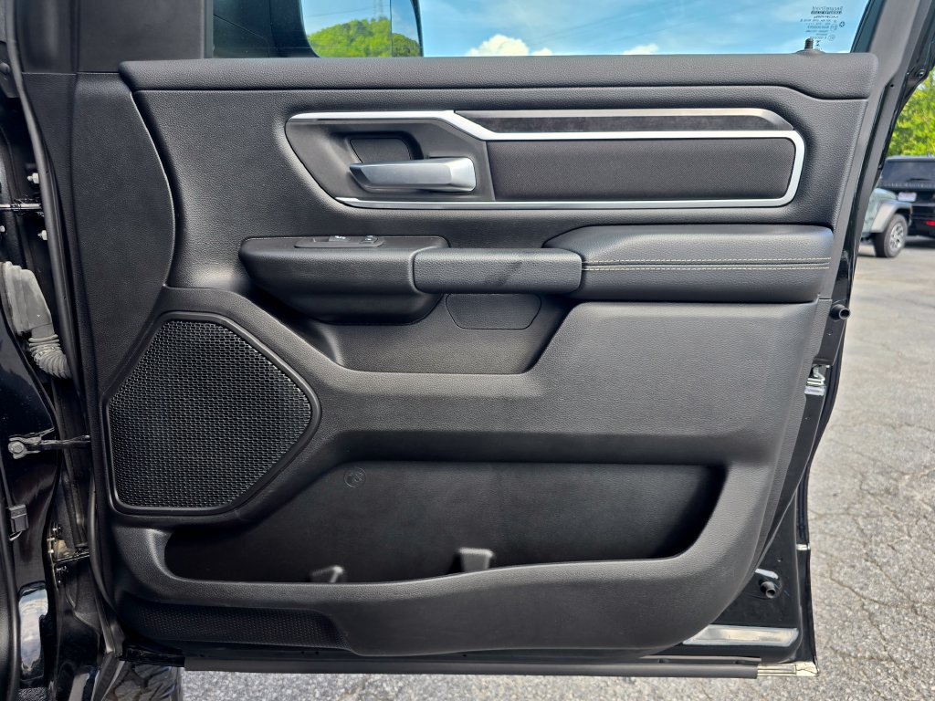 Used 2023 RAM 1500 Big Horn AWD/4WD image 46