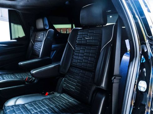 Used 2024 Cadillac Escalade V AWD/4WD image 26