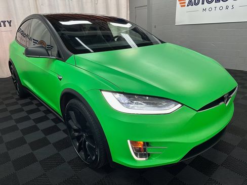 Used 2020 Tesla Model X Long Range AWD/4WD image 2