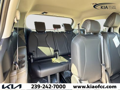 New 2026 Kia Carnival image 20