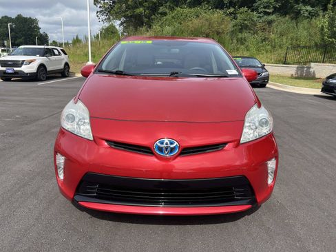 Used 2012 Toyota Prius Three FWD image 2